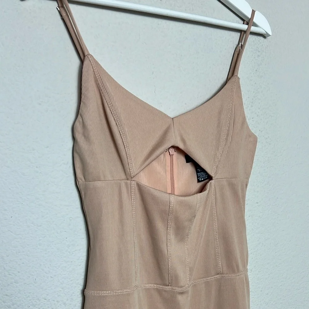 H:OURS Modi Mini Tan Ribbed Dress - Picture 6 of 7
